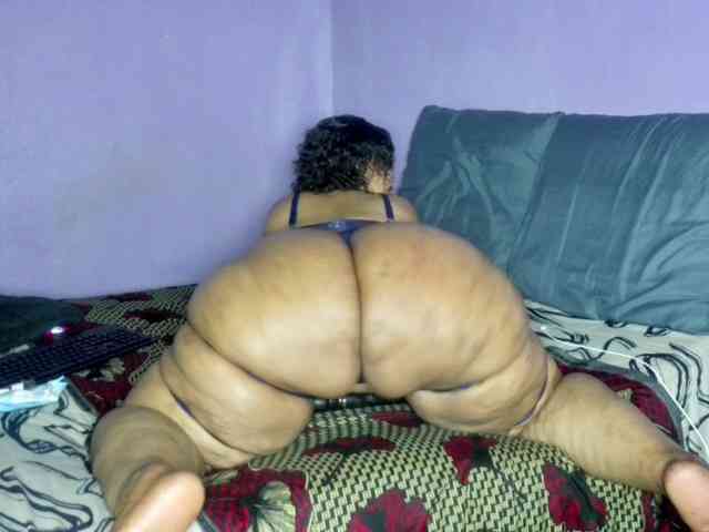 Big-Ass-Wilma webcam