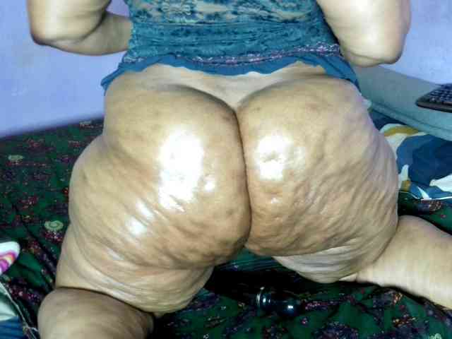 Big-Ass-Wilma webcam