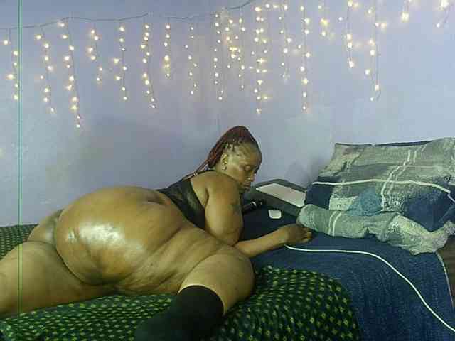 Big-Ass-Wilma webcam