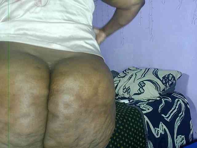 Big-Ass-Wilma webcam