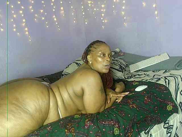 Big-Ass-Wilma webcam