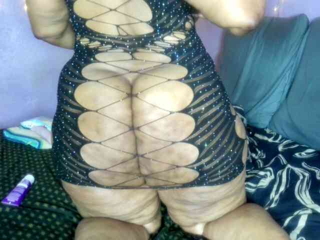 Big-Ass-Wilma webcam