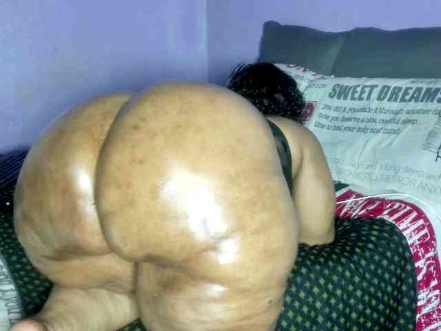 Big-Ass-Wilma webcam