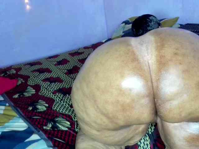 Big-Ass-Wilma webcam