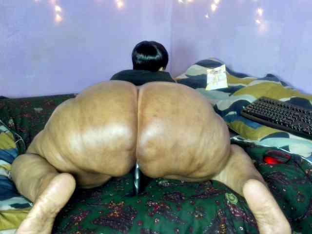 Big-Ass-Wilma webcam