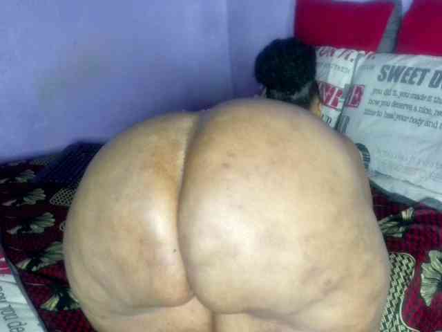 Big-Ass-Wilma webcam