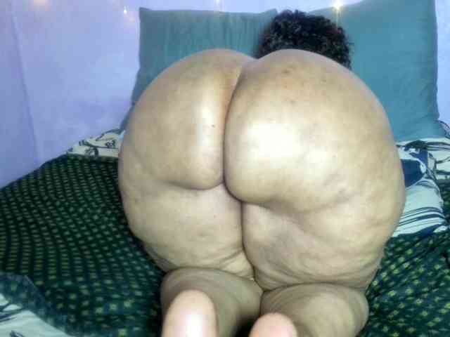 Big-Ass-Wilma webcam