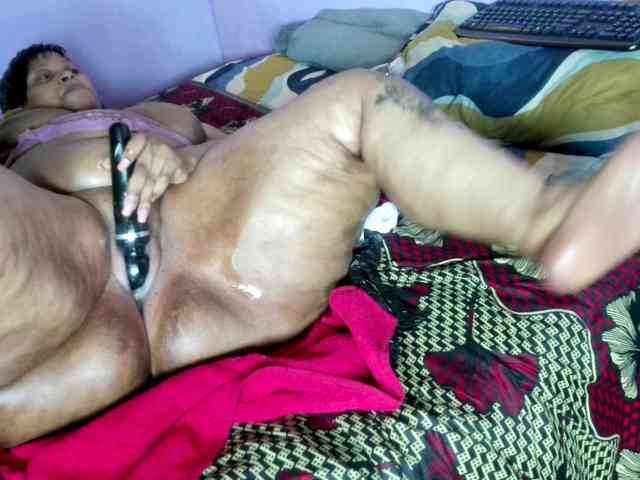 Big-Ass-Wilma webcam