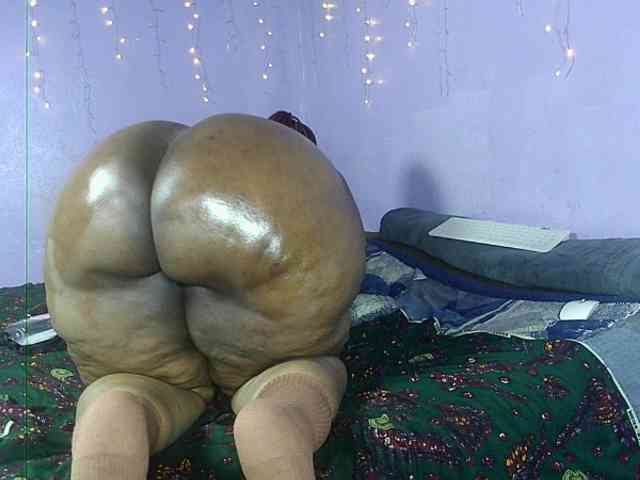 Big-Ass-Wilma webcam
