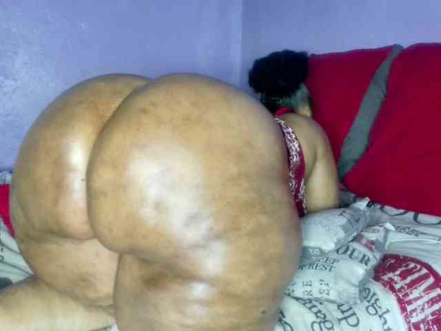 Big-Ass-Wilma webcam