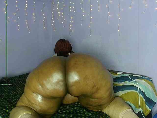 Big-Ass-Wilma webcam