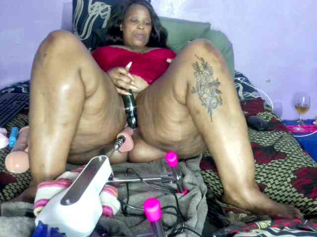 Big-Ass-Wilma webcam