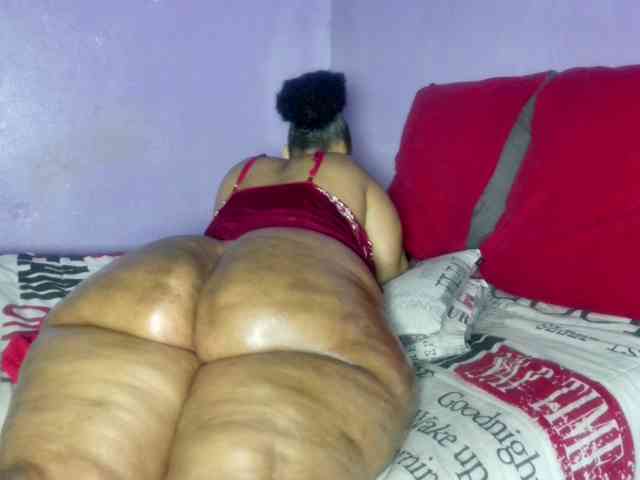 Big-Ass-Wilma webcam