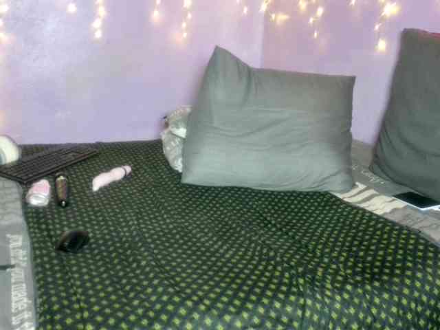 Big-Ass-Wilma webcam