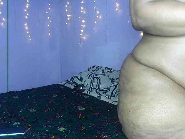 Big-Ass-Wilma webcam