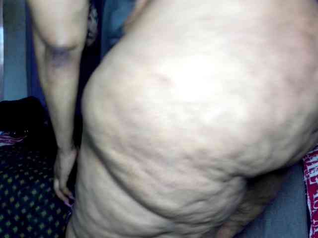 Big-Ass-Wilma webcam