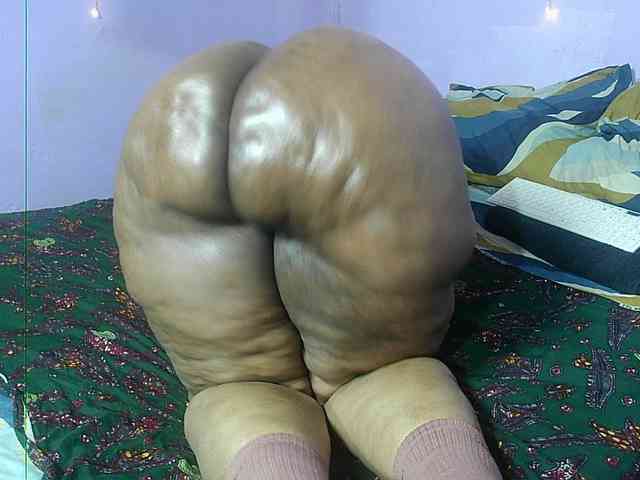 Big-Ass-Wilma webcam