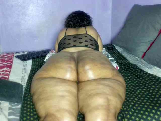 Big-Ass-Wilma webcam