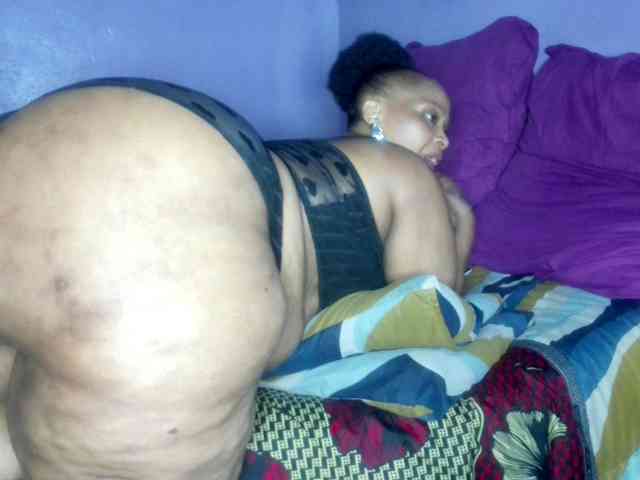 Big-Ass-Wilma webcam