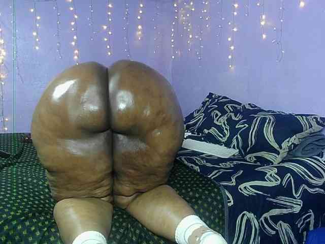 Big-Ass-Wilma webcam