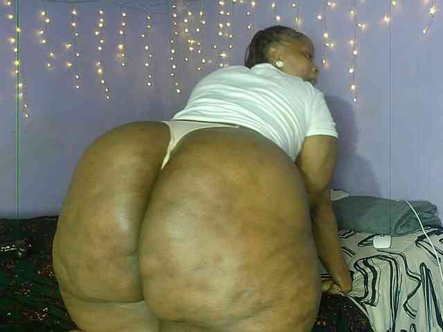 Big-Ass-Wilma webcam