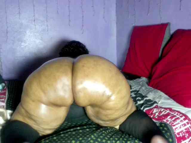 Big-Ass-Wilma webcam