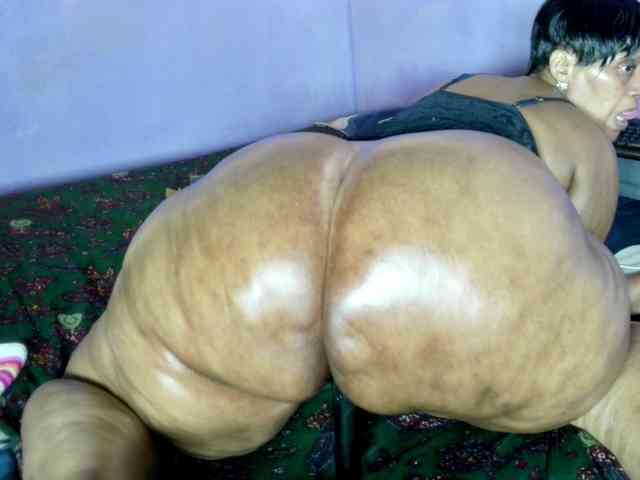 Big-Ass-Wilma webcam