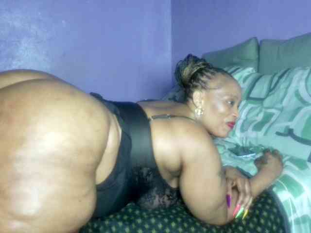 Big-Ass-Wilma webcam