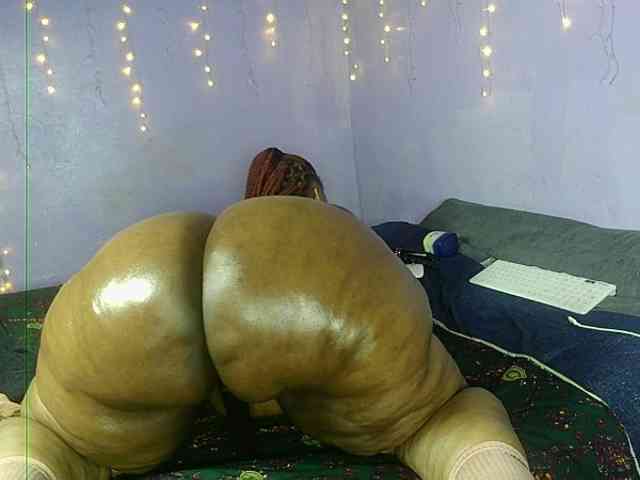 Big-Ass-Wilma webcam