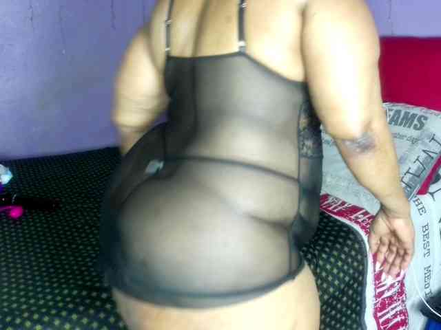 Big-Ass-Wilma webcam