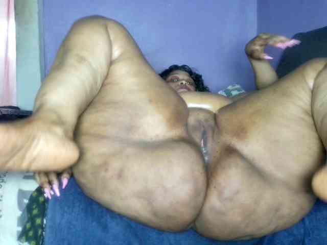 Big-Ass-Wilma webcam