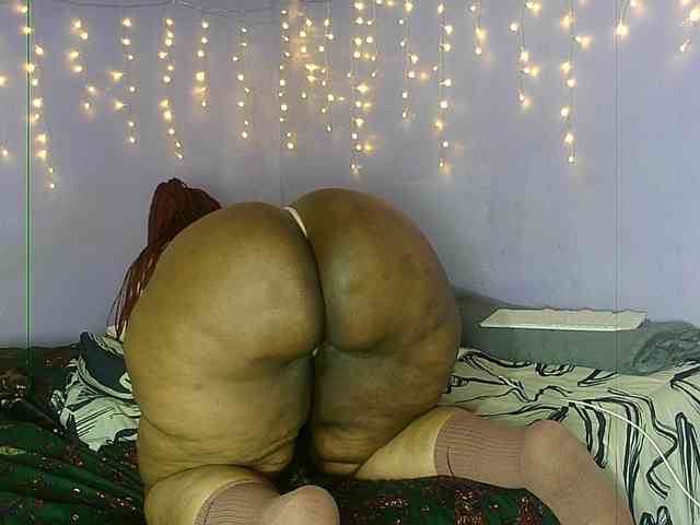 Big-Ass-Wilma webcam