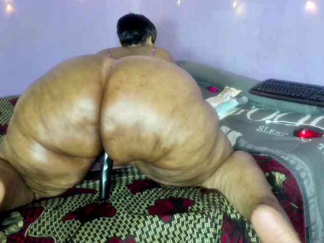 Big-Ass-Wilma webcam