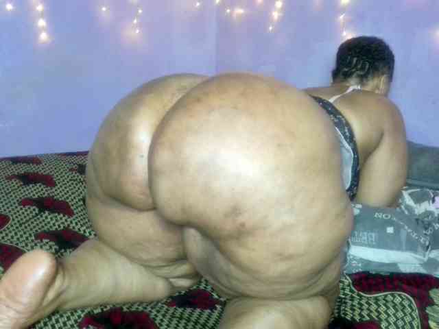 Big-Ass-Wilma webcam