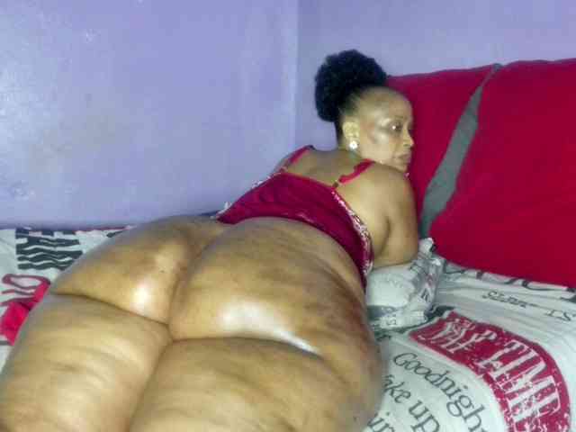 Big-Ass-Wilma webcam