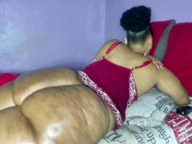 Big-Ass-Wilma webcam