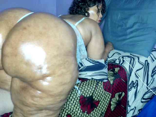 Big-Ass-Wilma webcam