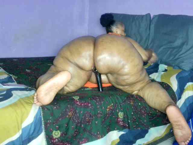 Big-Ass-Wilma webcam