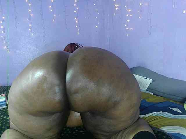Big-Ass-Wilma webcam
