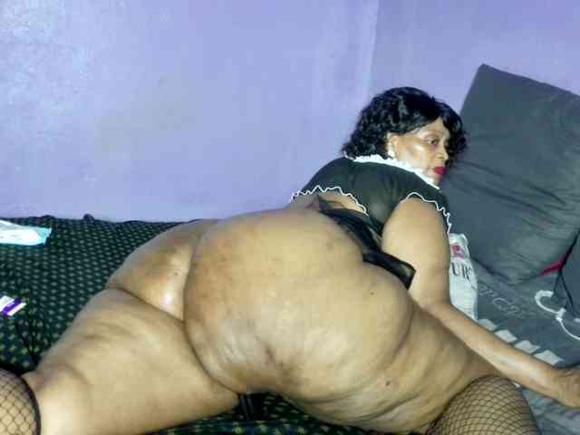 Big-Ass-Wilma webcam