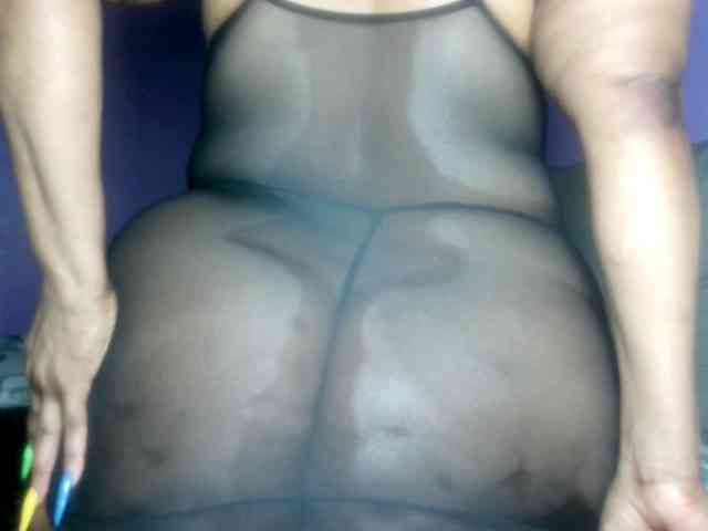 Big-Ass-Wilma webcam