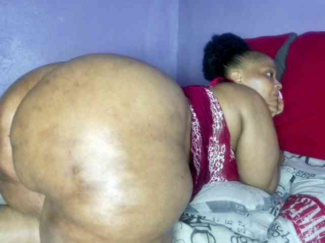 Big-Ass-Wilma webcam