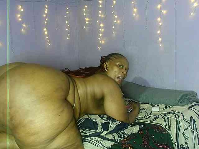 Big-Ass-Wilma webcam