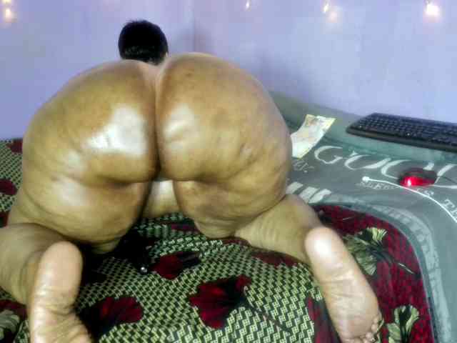 Big-Ass-Wilma webcam