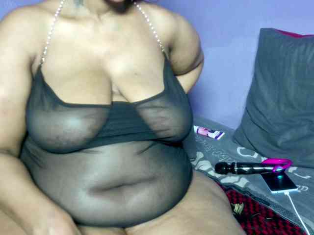 Big-Ass-Wilma webcam