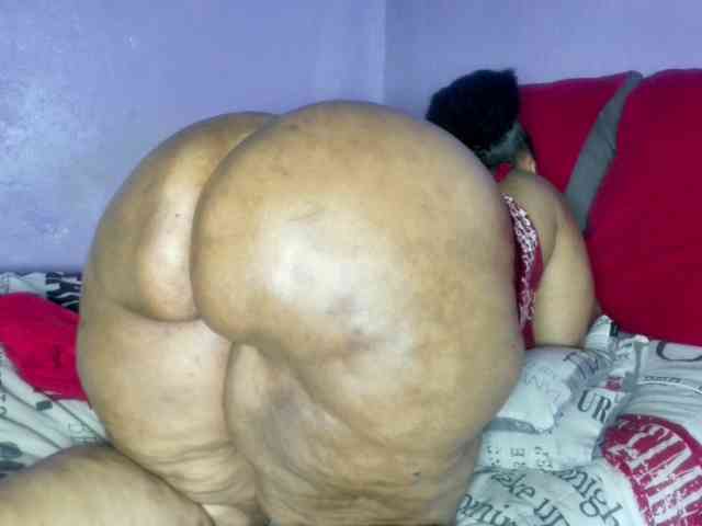 Big-Ass-Wilma webcam