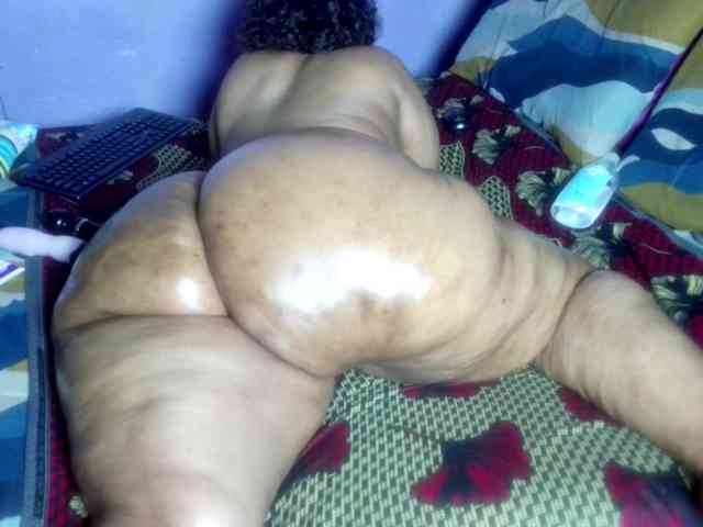 Big-Ass-Wilma webcam