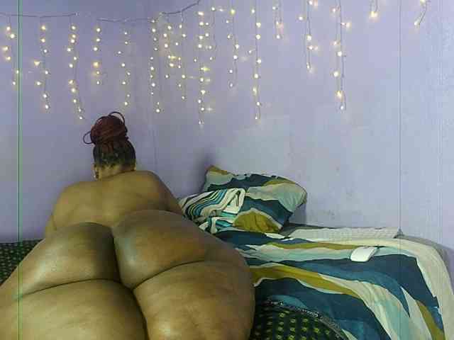 Big-Ass-Wilma webcam