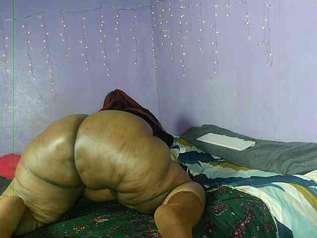 Big-Ass-Wilma webcam