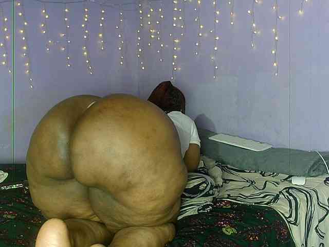 Big-Ass-Wilma webcam